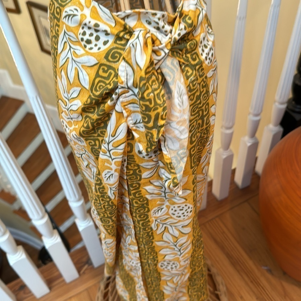 Kahala Hawaiian Island 🎉HP🎉wrap around skirt - Picture 3 of 8